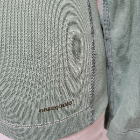 Patagonia Apilene women's size small v-neck - Picture 5 of 12